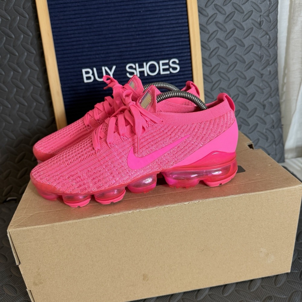 Nike Air Vapormax Flynit 3 Womens Size 8.5 Pink Shoes Sneakers EUC!